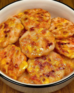 Bánh Tôm Chiên Giòn Ngô Cà Rốt Thơm Lừng