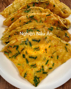Bánh Trứng Hẹ Giòn Cay - Thơm Ngon Khó Cưỡng