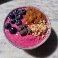Berry Bliss Pitaya Smoothie Bowl Delight