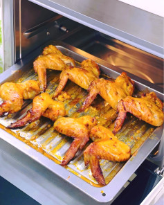 Cánh Gà Nướng Giòn Rụm Sả Tỏi Thơm Ngon Cuối Tuần