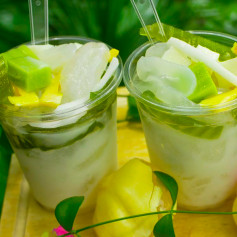Chè Thốt Nốt Dừa Mát Lạnh, Ngọt Ngào Vị Miền Nhiệt Đới