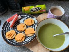 Cheesy Delight with Zucchini and Broccoli Green Soup