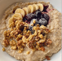 Cherry Bliss Protein Oatmeal Delight