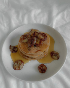 Chocolate Chip Pancakes with Caramelized Cinnamon Bananas