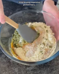 Chocolate Peanut Protein Power Bars