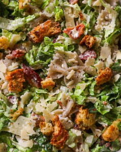 Creamy Bacon Caesar Pasta Salad Delight