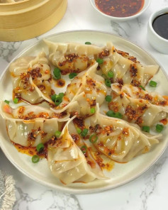 Crispy Pork Dumplings with Spicy Chili Oil