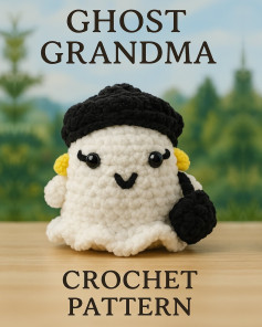 Crochet Cute Ghost Grandma Amigurumi for Halloween Fun
