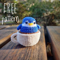 Crochet Cute Penguin Amigurumi in a Cup Free Pattern