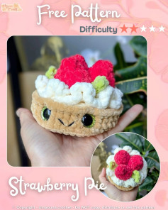 Crochet Sweet Strawberry Pie with Step-by-Step Free Pattern Guide