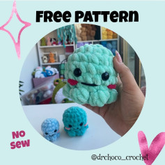Cute No-Sew Crochet Plushie Free Pattern for Beginners