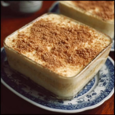 Delícia Cremosa de Leite Ninho com Toque de Chocolate