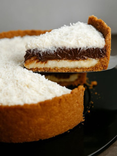 Delícia Gelada de Coco e Chocolate