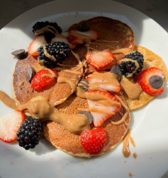 Fluffy Banana Oat Pancakes with Fresh Berries Delight