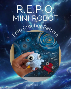Free Crochet Pattern: R.E.P.O. Mini Robot