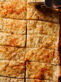 Garlic Parmesan Mozzarella Protein Breadsticks