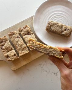 Golden Caramilk Protein Blondie Delight