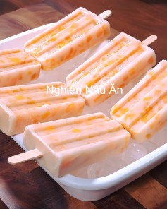 Kem Xoài Tươi Mát Lạnh Tan Chảy Ngày Hè