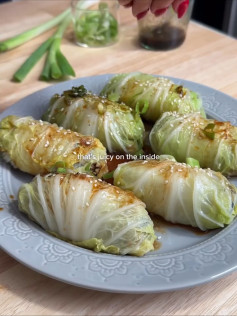 Low-Carb Chicken & Mushroom Cabbage Rolls