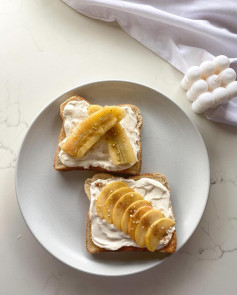 Maple Caramelised Toast with Banana and Apple Delight