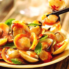 Nghêu Xào Sa Tế Cay Nồng, Thơm Lừng Cho Ngày Lễ