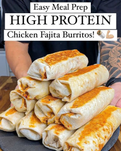 Protein-Packed Creamy Chicken Fajita Burritos Delight