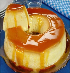 Pudim de Leite Condensado com Queijo e Caramelo
