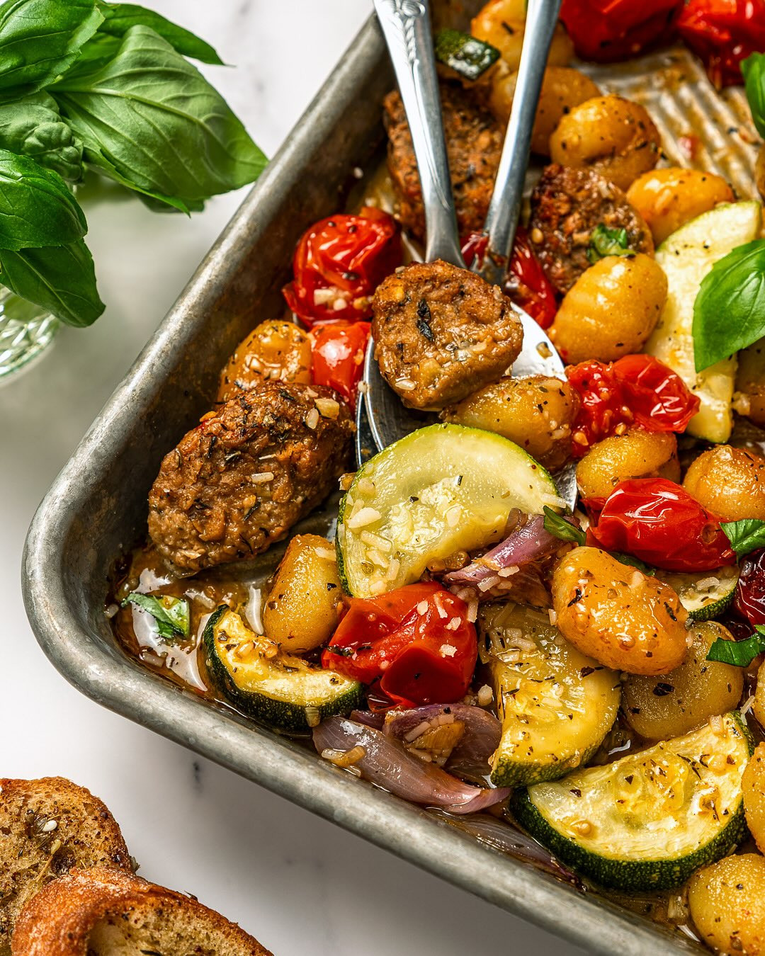 Quick Nutty Bliss: 5-Minute Peanut Sauce