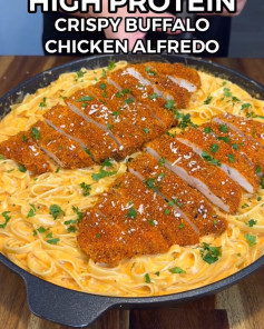 Spicy Buffalo Chicken Alfredo Delight