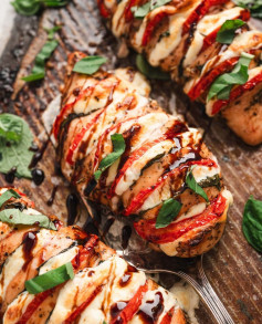 Summery Caprese Hasselback Chicken Delight