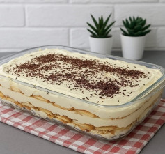 Torta de Bolacha com Creme Belga e Coco