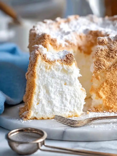 Torta dos Anjos: Doçura Celestial com Coco e Leite Condensado