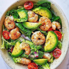 Zesty Sriracha Shrimp & Avocado Lime Salad