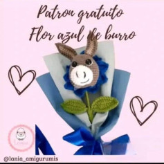Amigurumi: Burro com Flor Azul - Padrão Gratuito