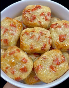 Bánh Khoai Tây Xúc Xích Giòn Thơm Ngon