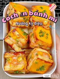 Bánh mì nướng phô mai tôm thơm ngon giòn rụm