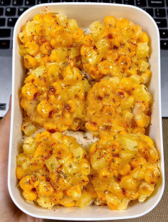 Bánh Ngô Khoai Giòn Rụm Phủ Ớt Hấp Dẫn