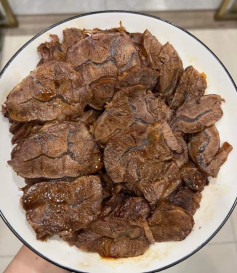 Bắp Bò Ngâm Tương Đậm Đà Hương Vị