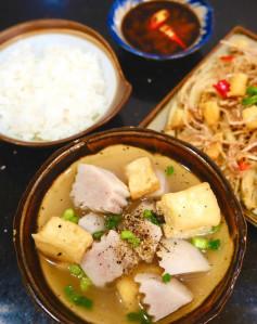 Bí Quyết Làm Món Nấm Kim Châm Xào Khoai Môn Giòn Tan