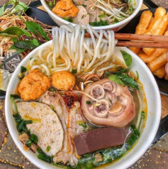Bún bò Huế thơm ngon