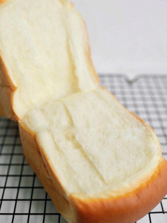 CÁCH LÀM BÁNH MÌ BƠ SỮA THƠM NGON TẠI NHÀ 🍞