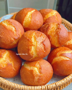 CÁCH LÀM BÁNH MÌ MINI CHỈ VỚI TRỨNG VÀ BỘT MÌ CỰC KỲ DỄ LÀM.