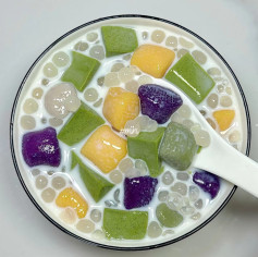 CÁCH LÀM CHÈ KHOAI DẺO TRÀ XANH NGỌT MÁT .