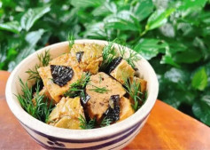 Chả Chay Kho Đậu Rong Biển Thơm Lừng