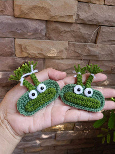 Chart móc len cho kẹp tóc hình con ếch dễ thương