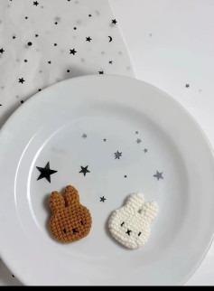 Chart Móc Len Mặt và Tai Thỏ Dễ Thương