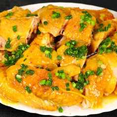 CÔNG THỨC GÀ HẤP MỠ HÀNH DA VÀNG GIÒN, THỊT MỀM NGỌT, SỐT SÁNH CHUẨN NHÀ HÀNG 5 SAO