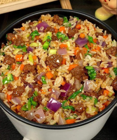 Công thức món cơm chiên thập cẩm đơn giản đậm đà thơm ngon😋😋