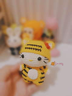 Crochet Amigurumi Tiger Outfit for Adorable Dolls