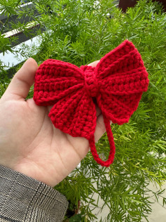 Crochet Bow Pattern: Create a Beautiful Red Bow Step by Step